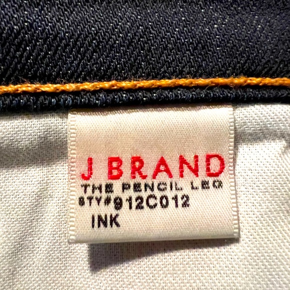 J Brand “The Pencil Leg” Skinny, Dark Wash Jeans, 912 in Ink, Size 27 - Long - Picture 7 of 7